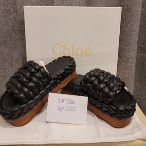 Chloe Wavy Sandals